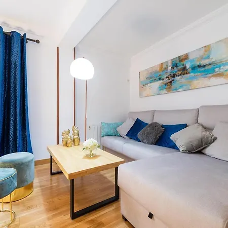 Apartment Center